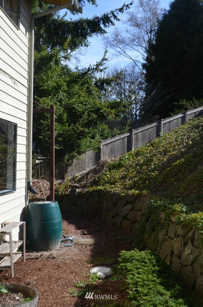 9022 Park Road Edmonds, WA 98026 - Photo 20 of 24