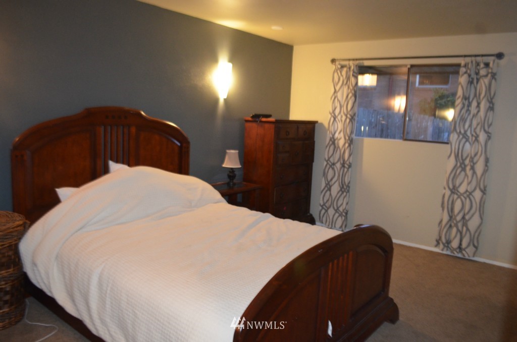 9022 Park Road Edmonds, WA 98026 - Photo 22 of 24