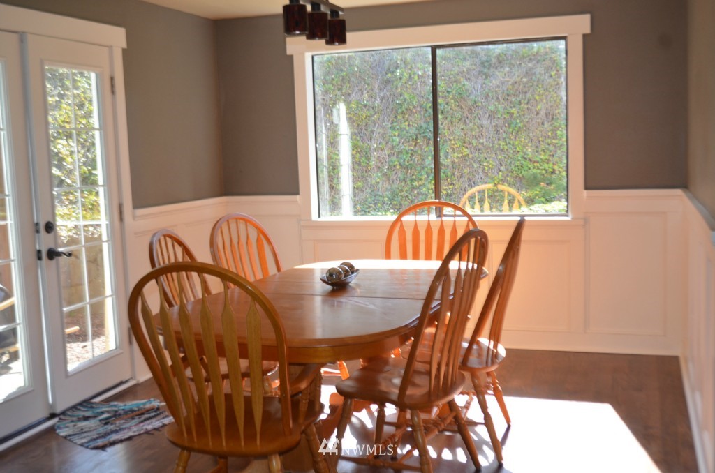 9022 Park Road Edmonds, WA 98026 - Photo 10 of 24