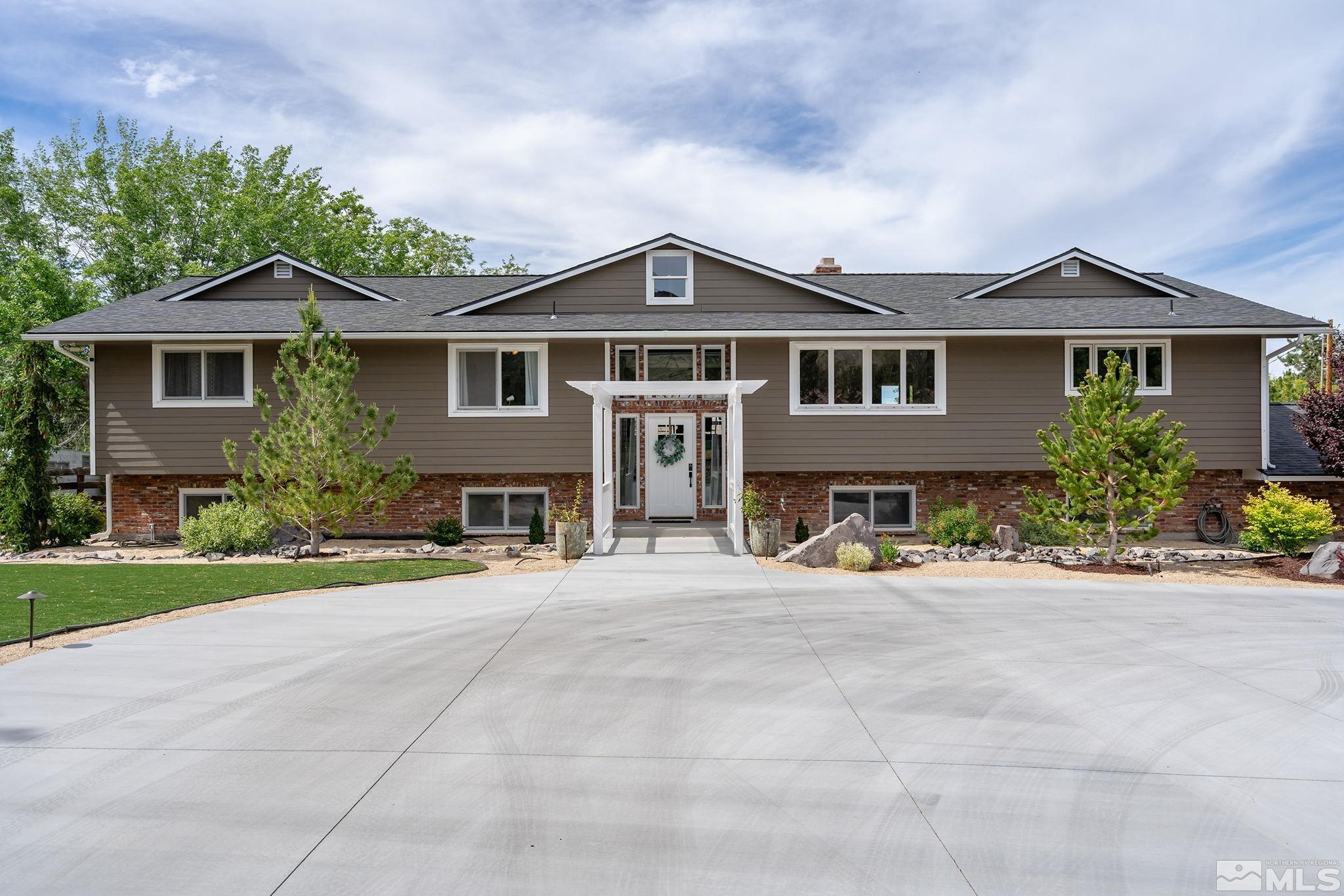 4345 Bridle Way Reno, NV 89519 - Photo 4 of 40 Photo 4