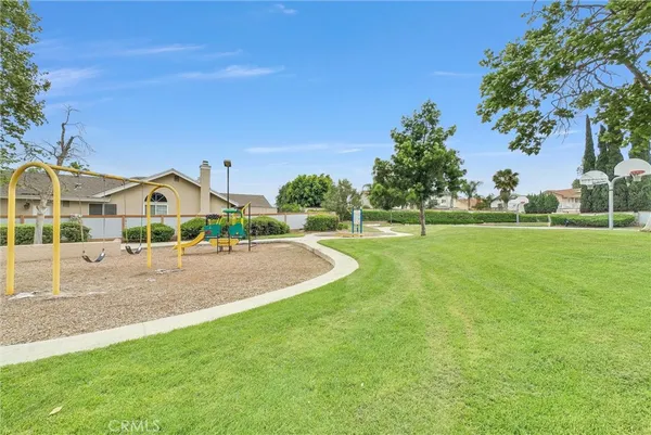 $2,500 | 3122 Genoa, Ontario, CA 91761