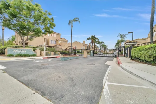 $2,500 | 3122 Genoa, Ontario, CA 91761