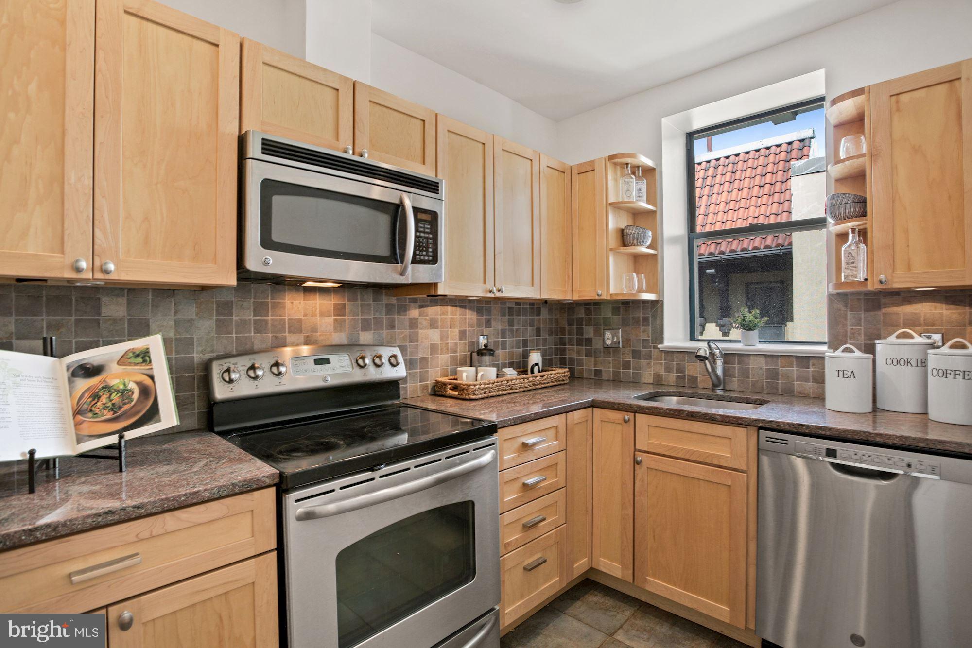 2627 Adams Mill Road Northwest, Unit 407 Washington, DC 20009 - Photo 9 of 25 Gallery Image 9