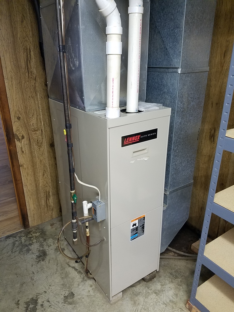 10730 East Fowler Road Rochelle, IL 61068 - Photo 11 of 37 a utility room with dryer and washer