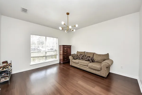 $489,000 | 915 Hinsdale, Magnolia, TX 77354