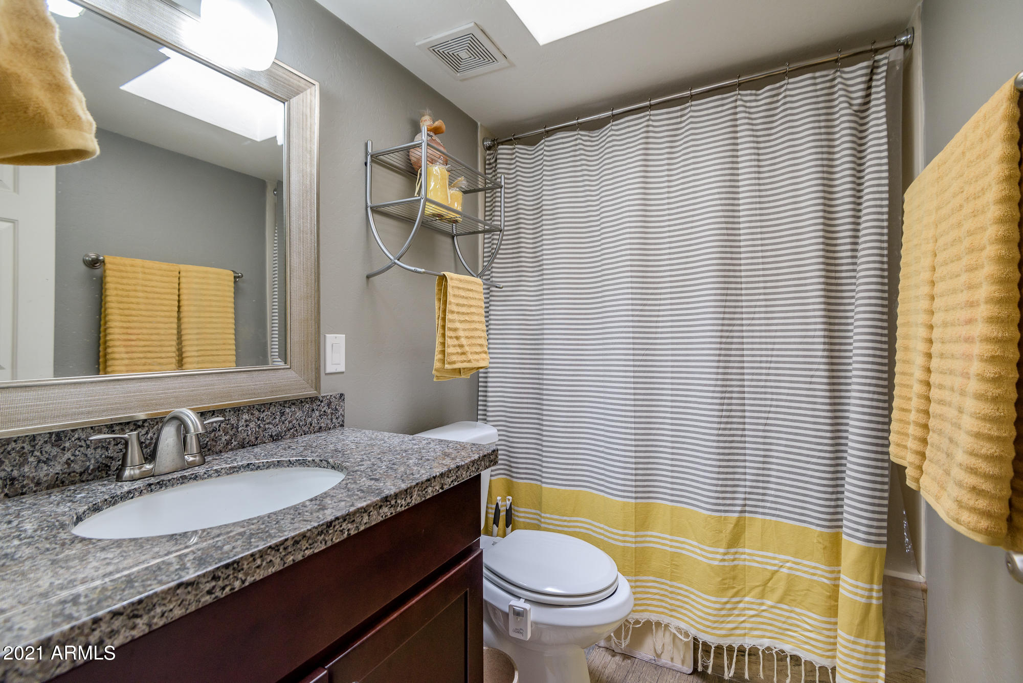 6341 North 19th Street Phoenix, AZ 85016 - Photo 17 of 39 DSC_5931