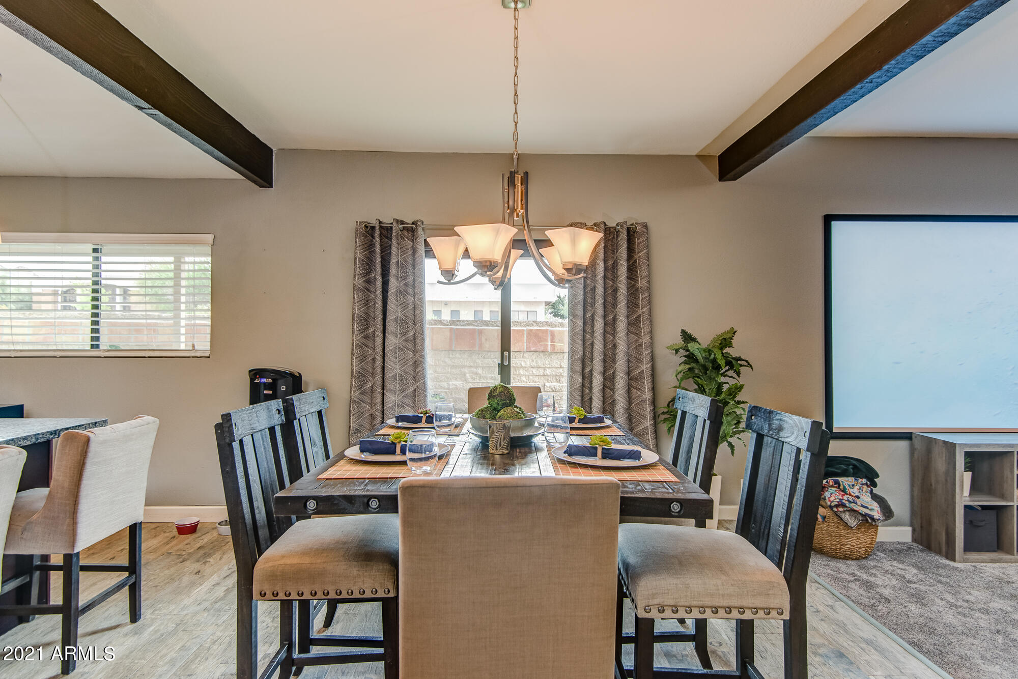 6341 North 19th Street Phoenix, AZ 85016 - Photo 6 of 39 DSC_5895_
