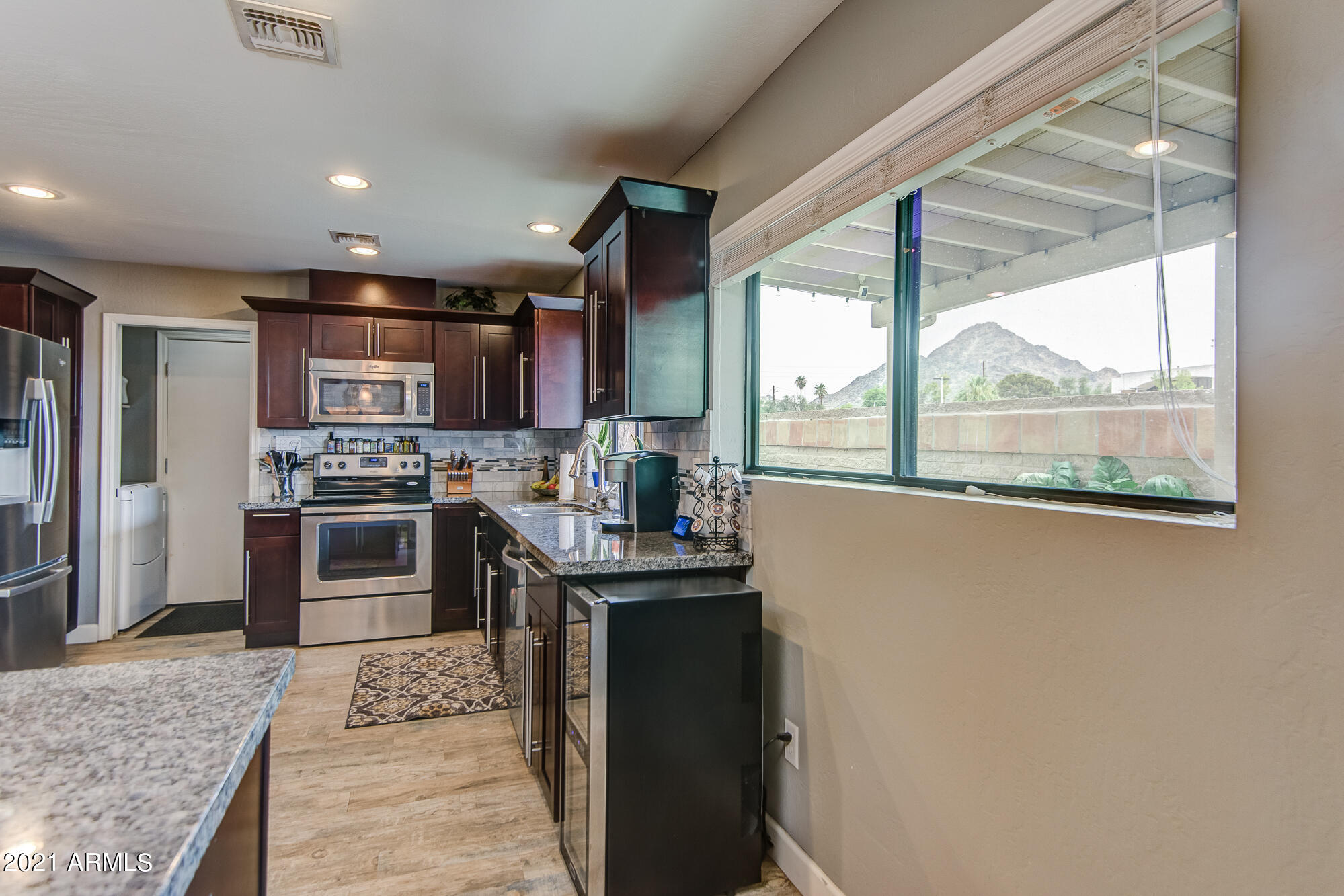 6341 North 19th Street Phoenix, AZ 85016 - Photo 9 of 39 DSC_5900_
