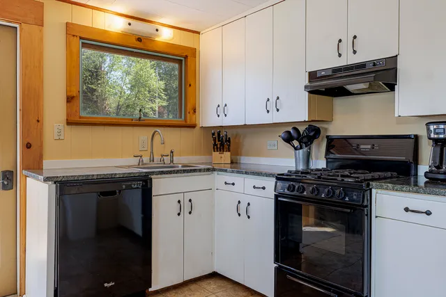 $739,000 | 6 Lorimer Road, Lamoine, ME 04605