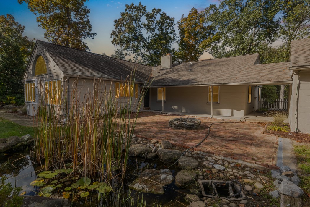 73 Angell Road Cumberland, RI 02864 - Photo 13 of 38