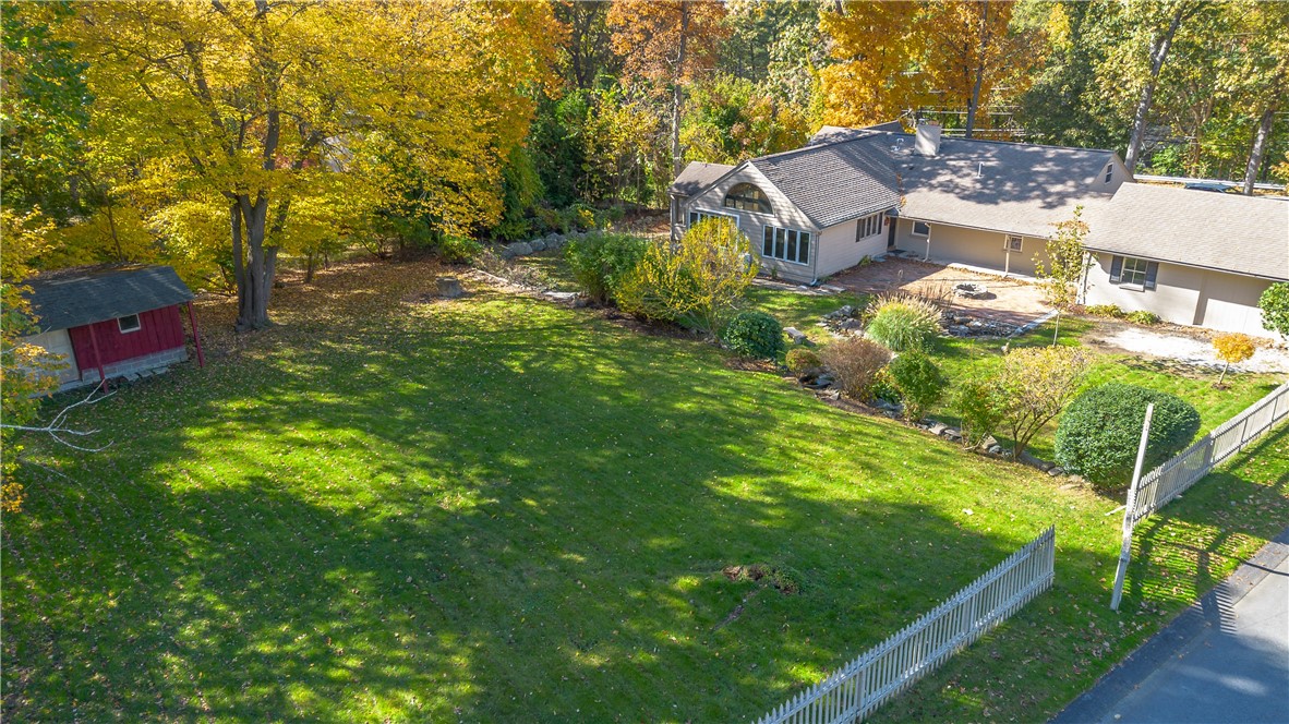 73 Angell Road Cumberland, RI 02864 - Photo 14 of 38