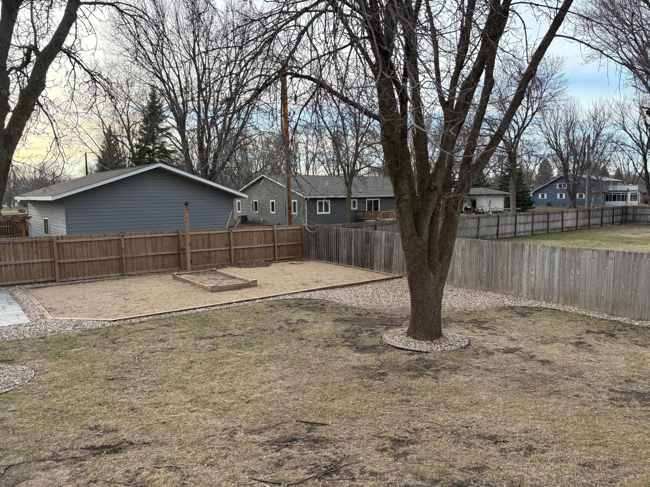 902 5th Avenue Southeast Pipestone, MN 56164 - Photo 20 of 40