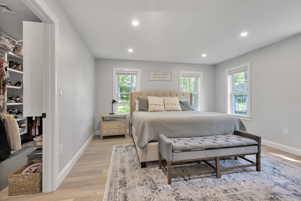 258 Union Street Hanover, MA 02339 - Photo 11 of 28