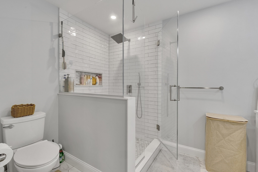 258 Union Street Hanover, MA 02339 - Photo 14 of 28