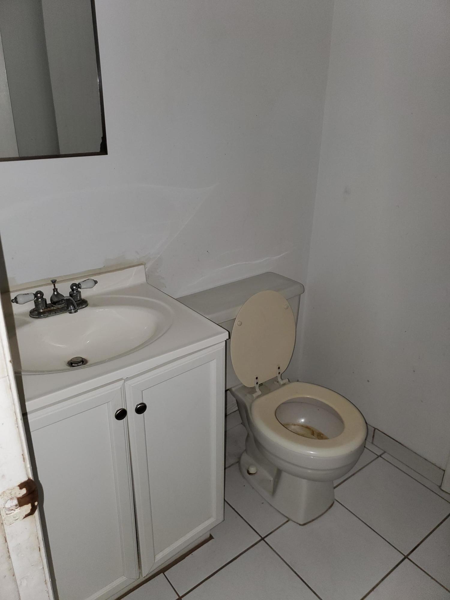2705 Ave R Fort Pierce, FL 34947 - Photo 19 of 36 20210210_190220