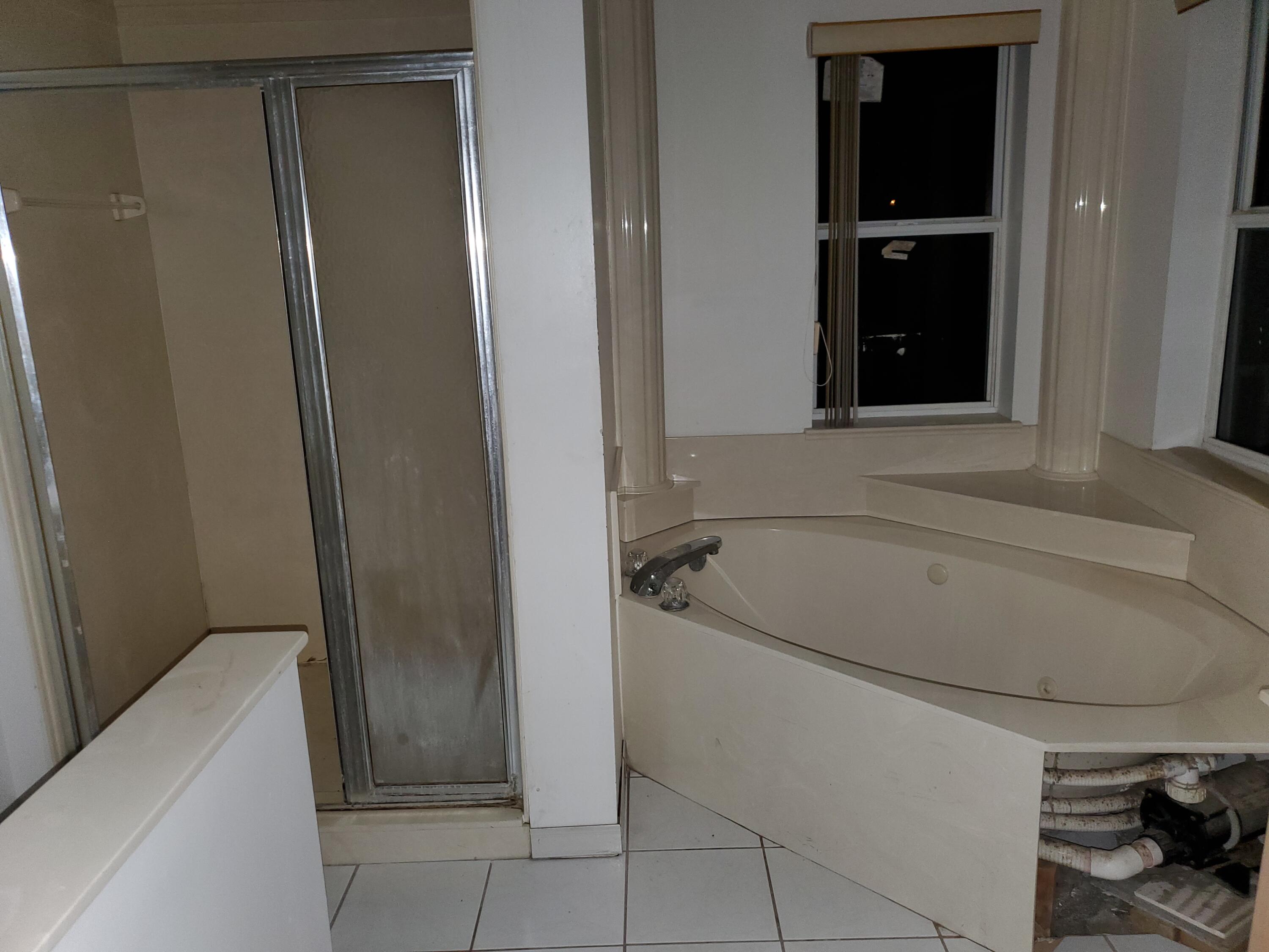 2705 Ave R Fort Pierce, FL 34947 - Photo 31 of 36 20210210_190450
