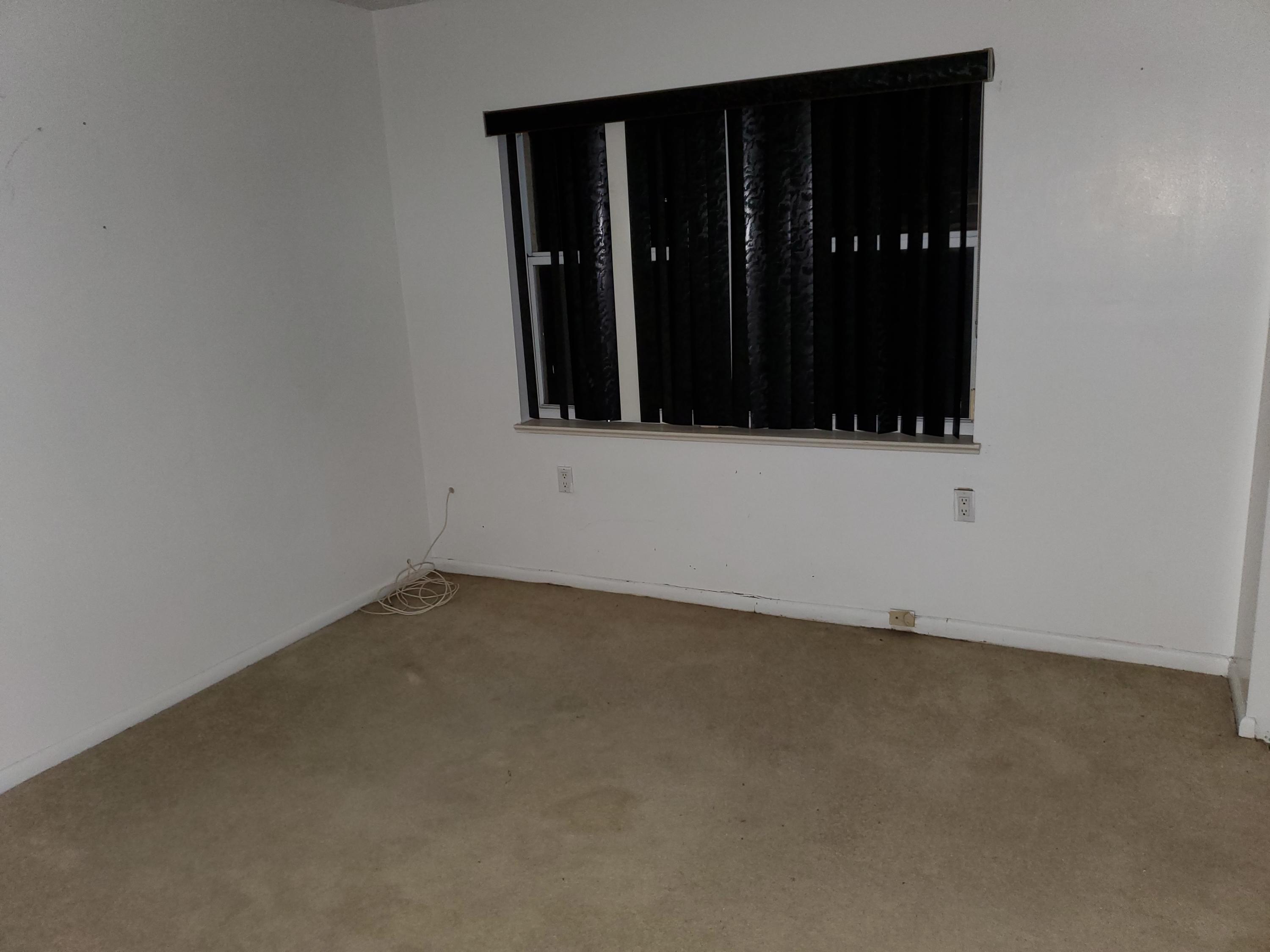2705 Ave R Fort Pierce, FL 34947 - Photo 34 of 36 20210210_190207