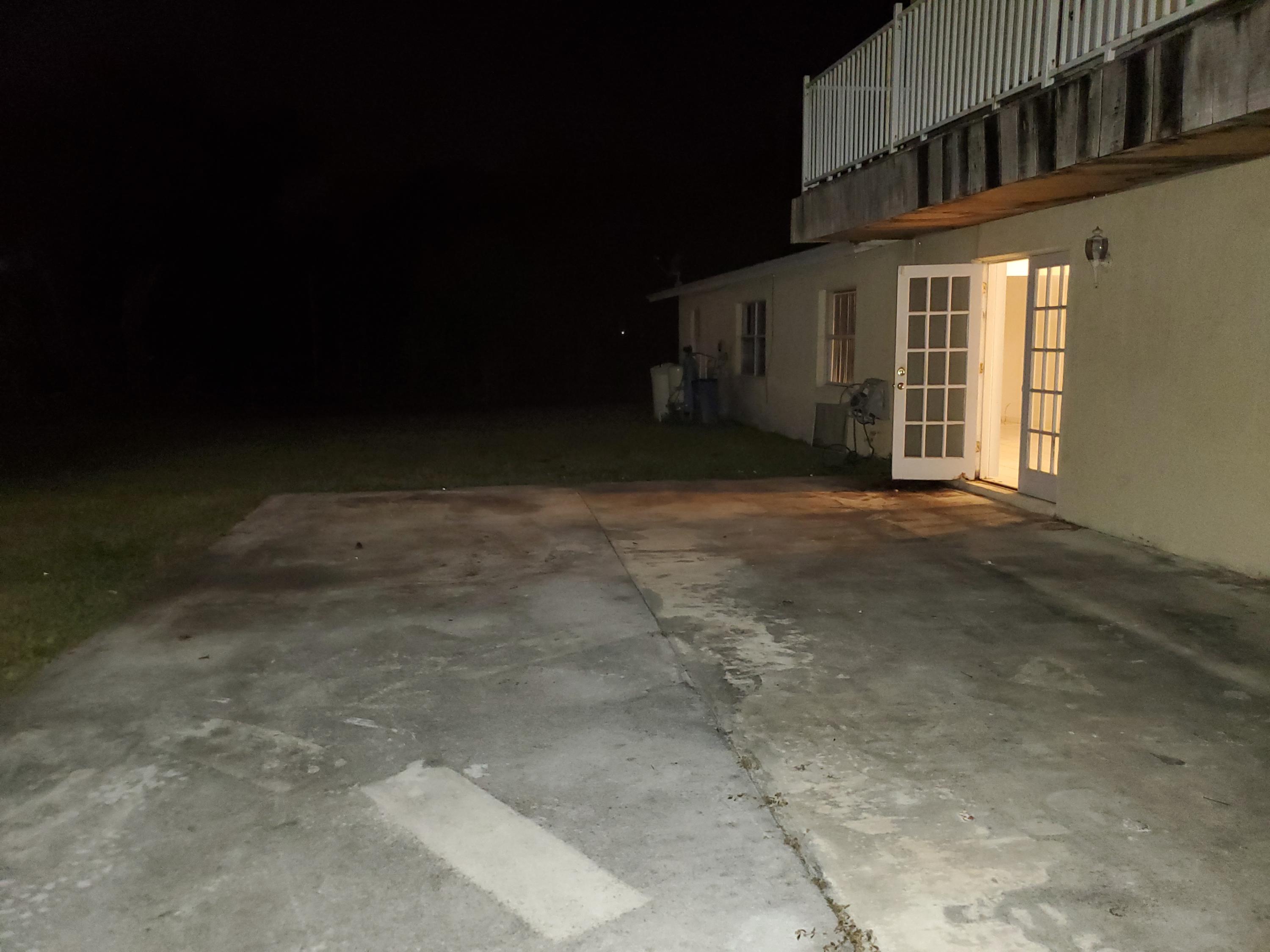 2705 Ave R Fort Pierce, FL 34947 - Photo 6 of 36 20210210_190651