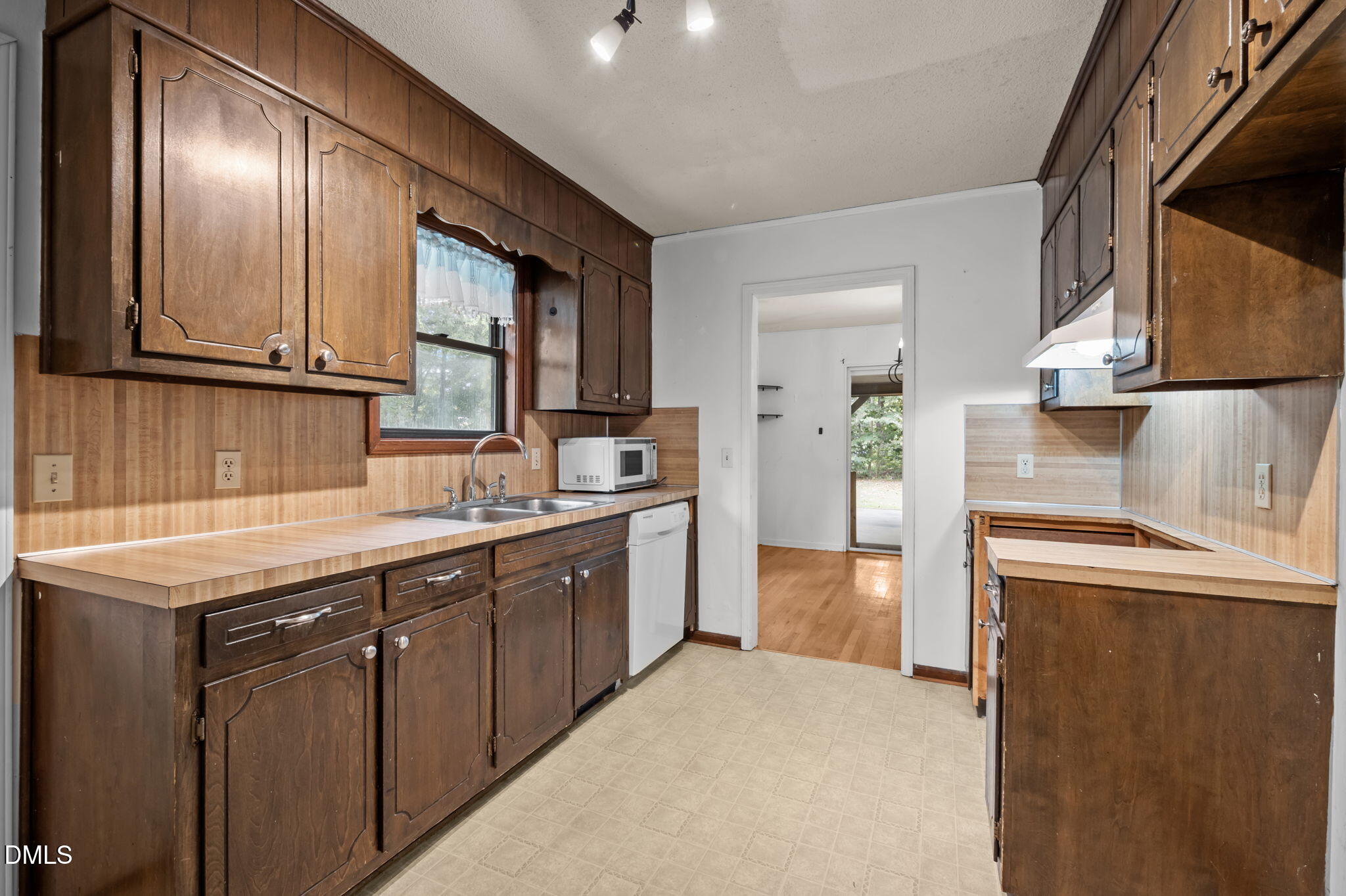 1955 Halifax Road Roxboro, NC 27573 - Photo 15 of 46 35-web-or-mls-P1084973