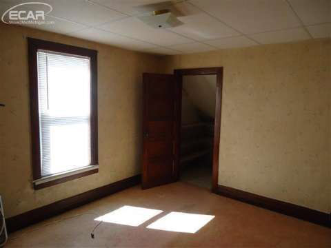10068 North Genesee Road Mount Morris, MI 48458 - Photo 17 of 20 20448871-16.JPG