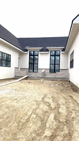 $420,000 | 128 Allison Road, Lexington, IL 61753