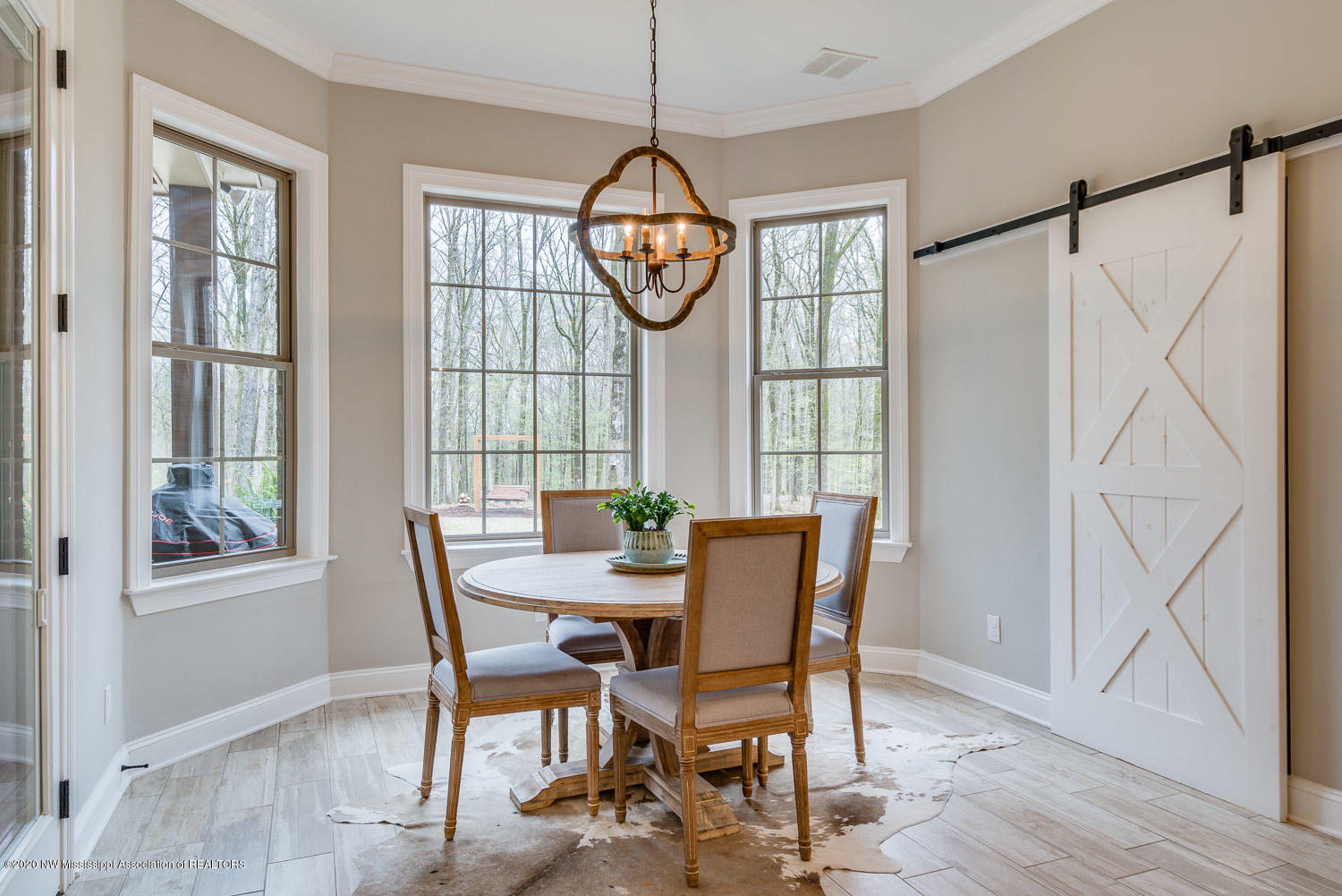 3580 Iron Bridge Road Olive Branch, MS 38654 - Photo 9 of 25 Breakfast Area