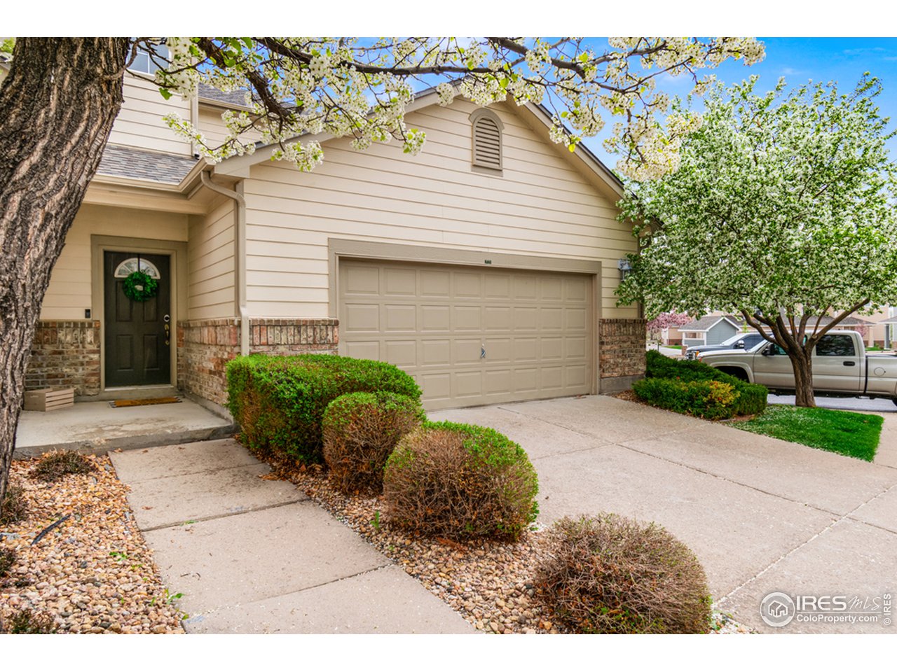 4672 West 20th Road, Unit 2123 Greeley, CO 80634 - Photo 1 of 25 2 car attached garage