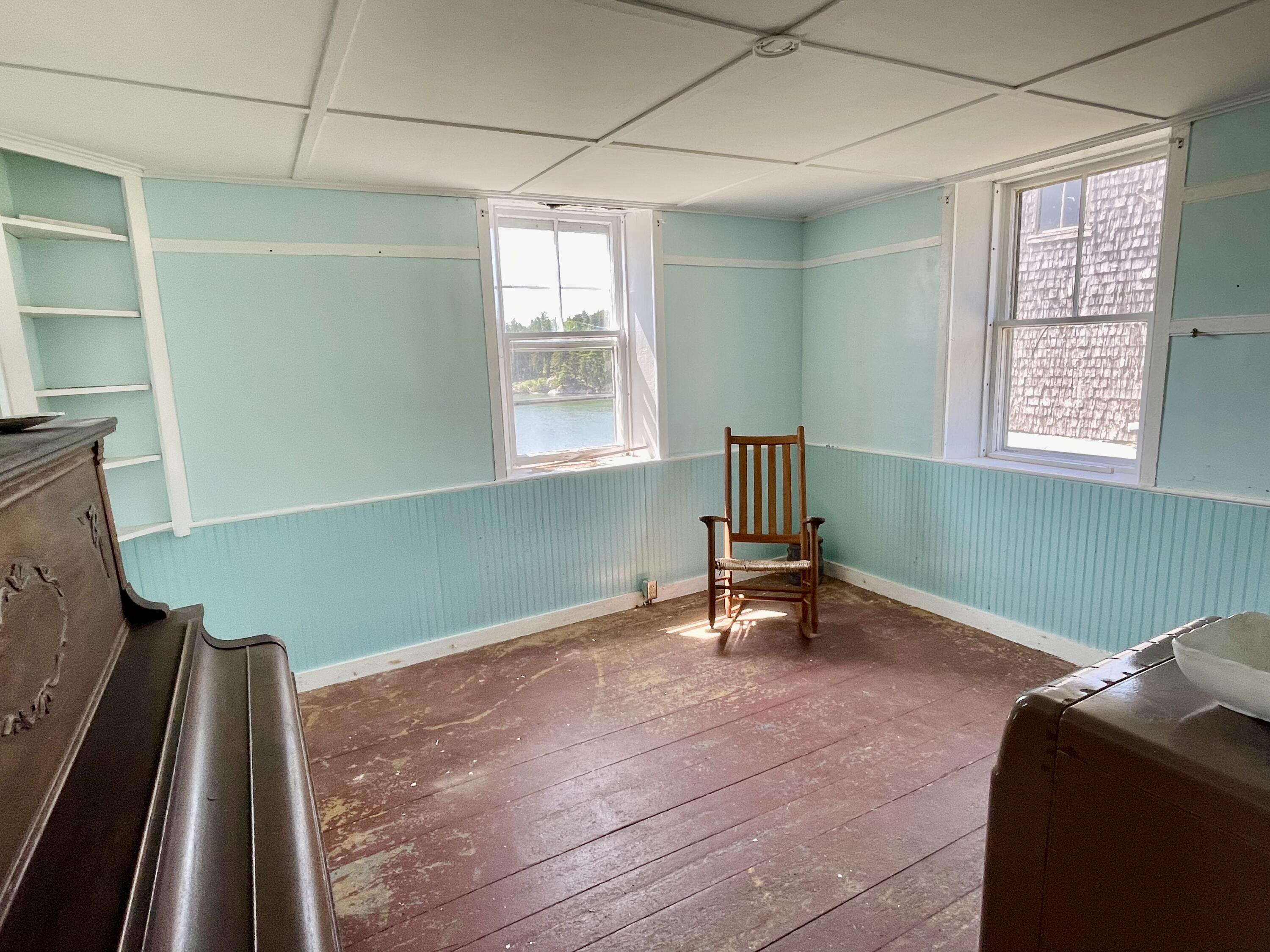 205 Young Road Vinalhaven, ME 04863 - Photo 16 of 48 IMG_1602