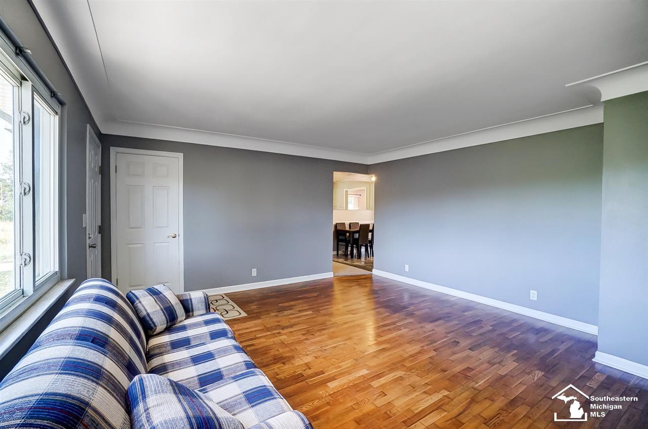 190 East Dean Road Temperance, MI 48182 - Photo 5 of 40 Gallery Image 5