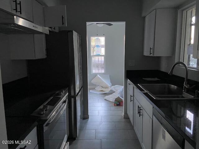 600 East River Road, Unit C Tucson, AZ 85704 - Photo 2 of 11 kitchen