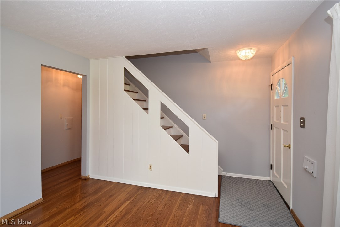 23920 Knickerbocker Road Bay Village, OH 44140 - Photo 11 of 29 Gallery Image 11