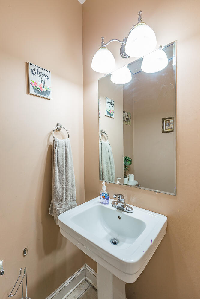 8945 Fuller Road Chattanooga, TN 37421 - Photo 11 of 27 8945 Fuller Road HD -25