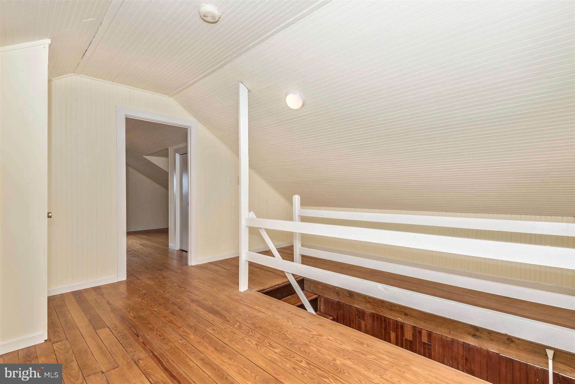 5826 Rowland Hill Road Cascade, MD 21719 - Photo 21 of 30 Interior (General)