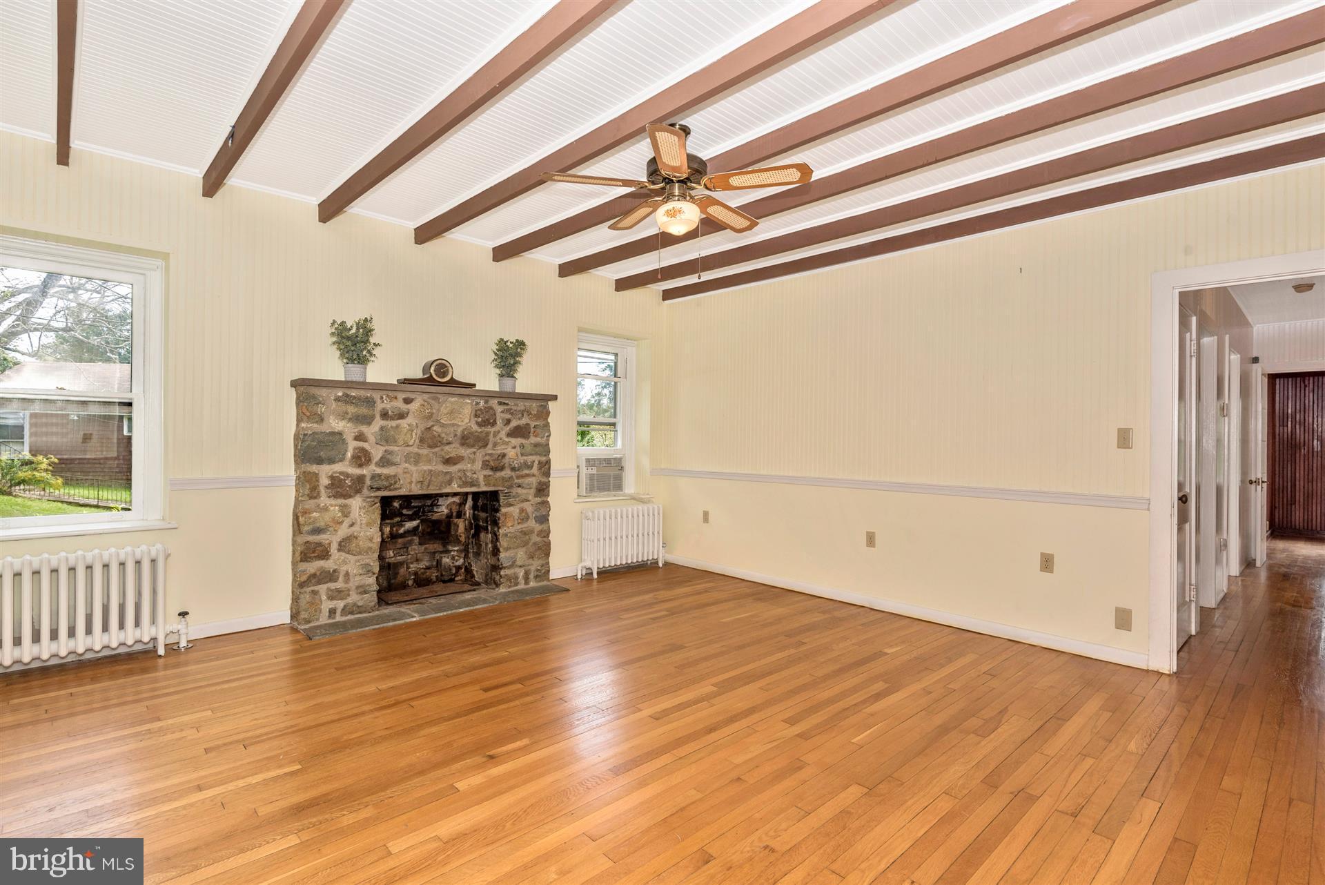 5826 Rowland Hill Road Cascade, MD 21719 - Photo 6 of 30 Family Room