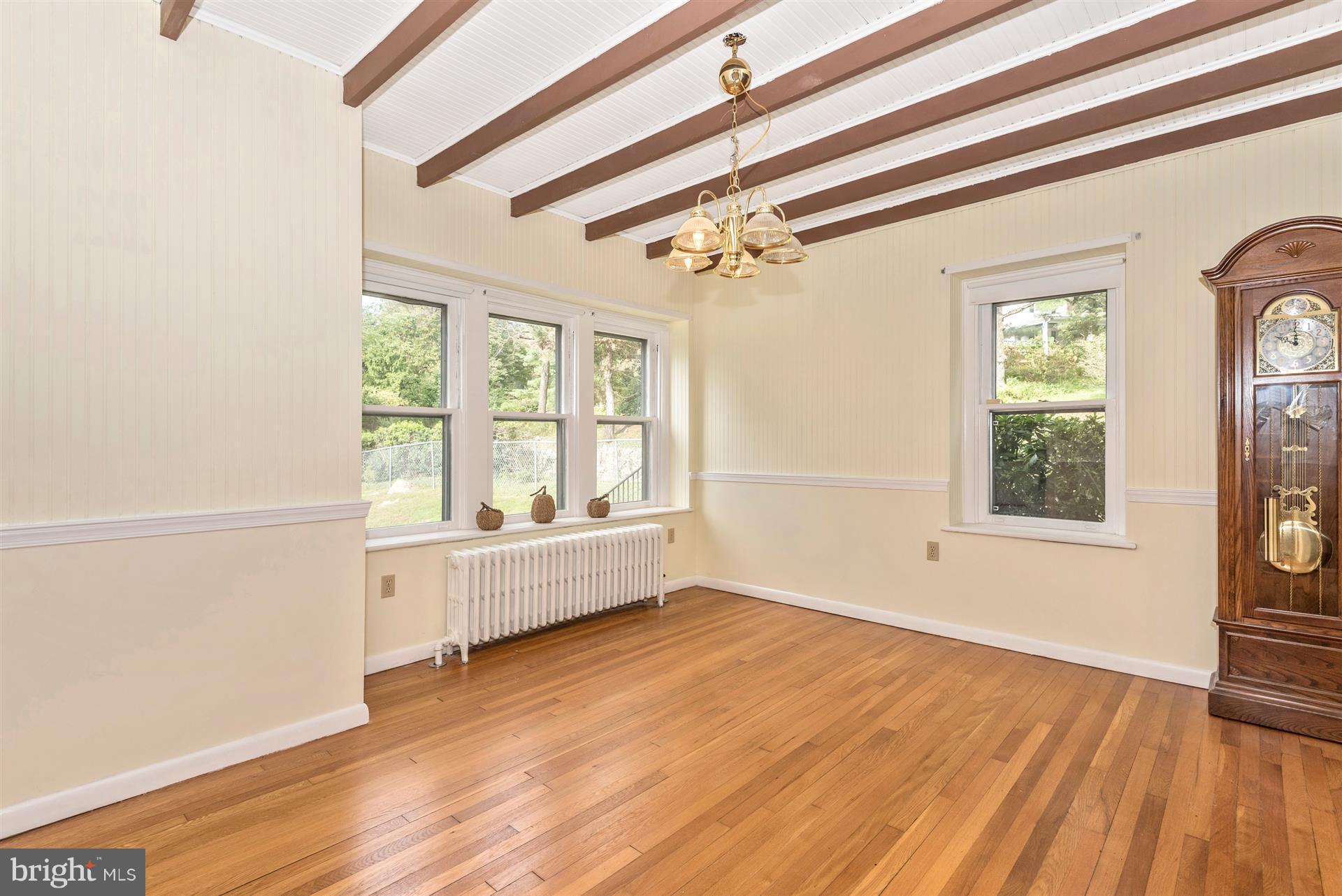 5826 Rowland Hill Road Cascade, MD 21719 - Photo 8 of 30 Dining Room