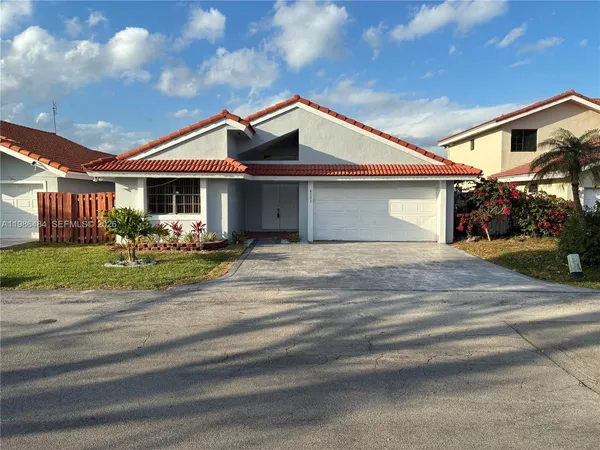 $3,600 | 8273 Northwest 188th Terrace, Hialeah, FL 33015