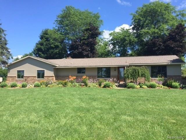 3874 Peters Road Columbiaville, MI 48421 - Photo 1 of 28 1 - Front of House 1.JPG