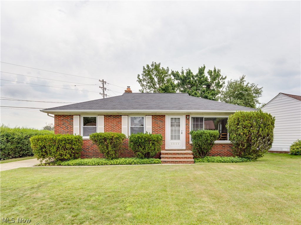 1535 Chelmsford Road Cleveland, OH 44124 - Photo 1 of 19 Solid Brick Ranch near park, playground, pool, shopping and more.