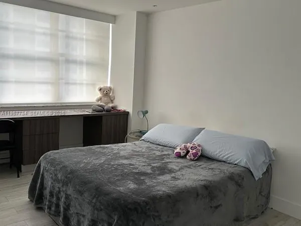 $3,050 | 18041 Biscayne Boulevard, Unit 904, Aventura, FL 33160