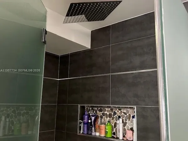 $3,050 | 18041 Biscayne Boulevard, Unit 904, Aventura, FL 33160