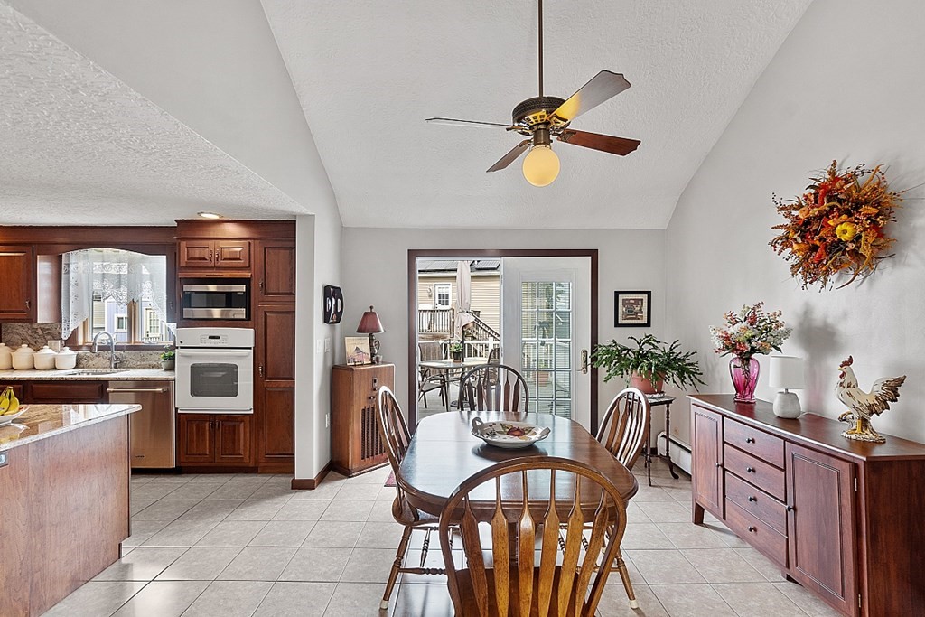 14 Wayside Road Worcester, MA 01605 - Photo 18 of 21 Gallery Image 18