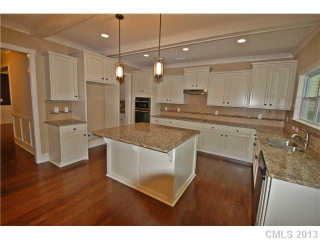 7927 Alexander Road, Unit 3 Charlotte, NC 28270 - Photo 2 of 16 Gallery Image 2