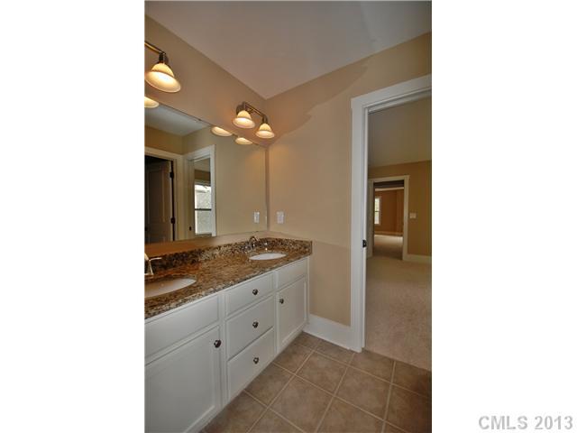 7927 Alexander Road, Unit 3 Charlotte, NC 28270 - Photo 15 of 16 Gallery Image 15