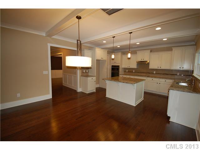 7927 Alexander Road, Unit 3 Charlotte, NC 28270 - Photo 5 of 16 Gallery Image 5