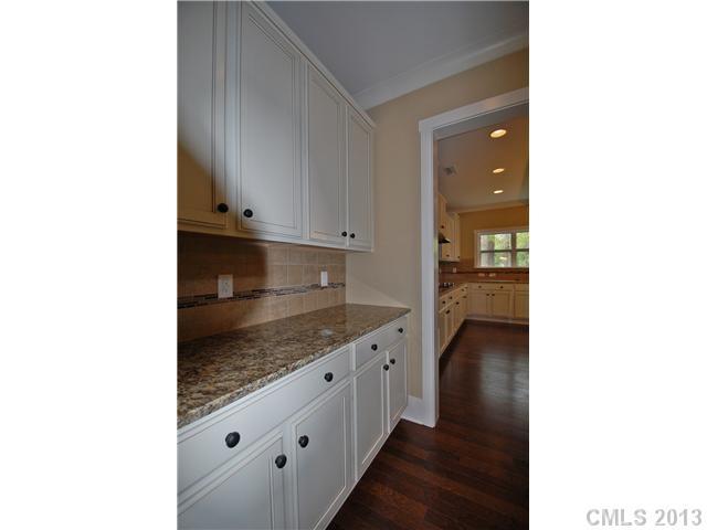 7927 Alexander Road, Unit 3 Charlotte, NC 28270 - Photo 6 of 16 Gallery Image 6