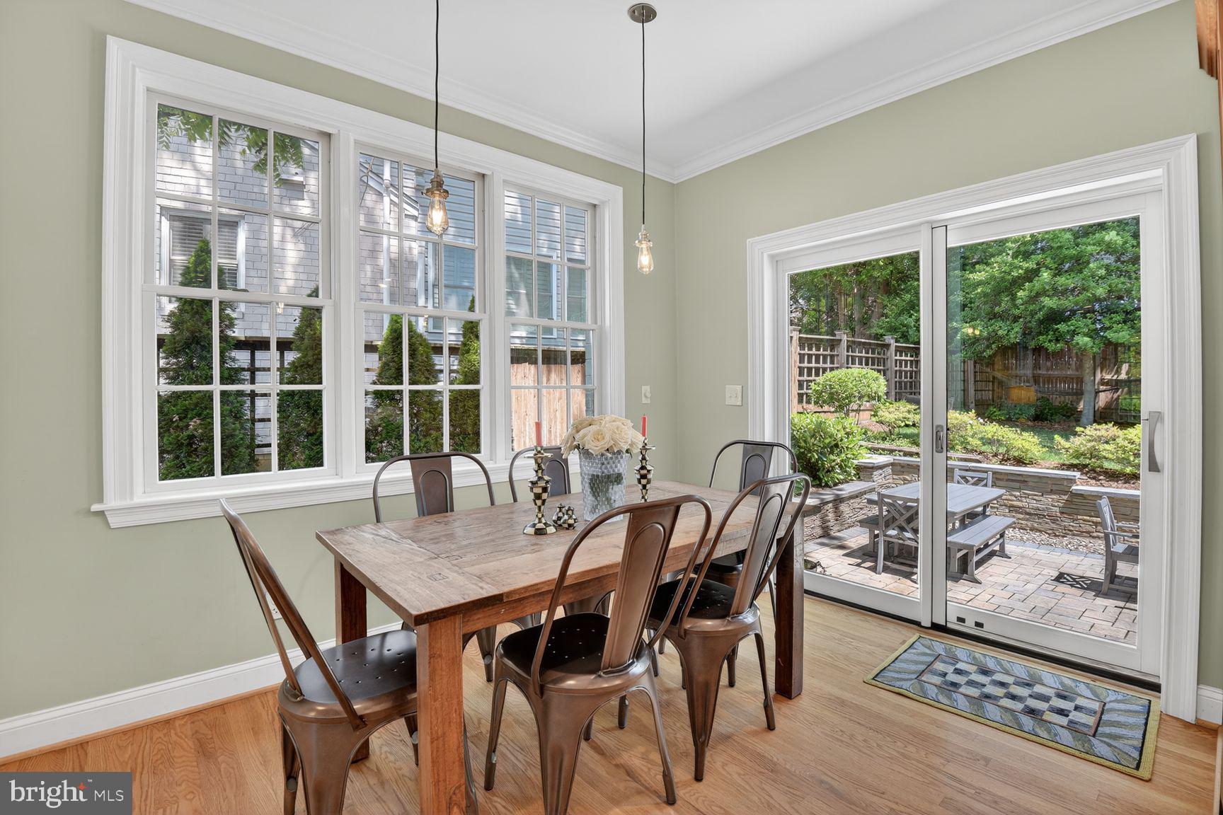 5909 Madawaska Road Bethesda, MD 20816 - Photo 15 of 49
