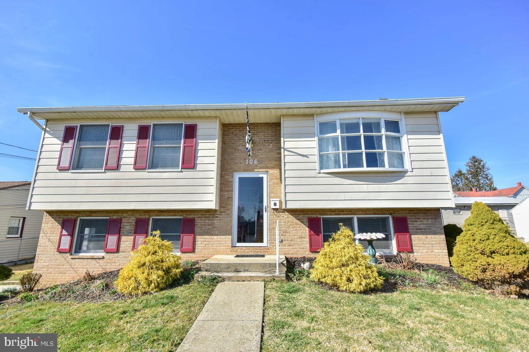 106 West 6th Avenue Ranson, WV 25438 - Photo 4 of 48