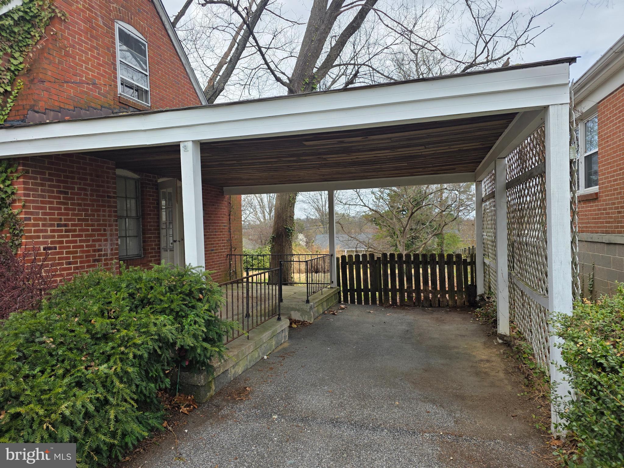 7512 Rocksham Drive Baltimore, MD 21286 - Photo 3 of 15