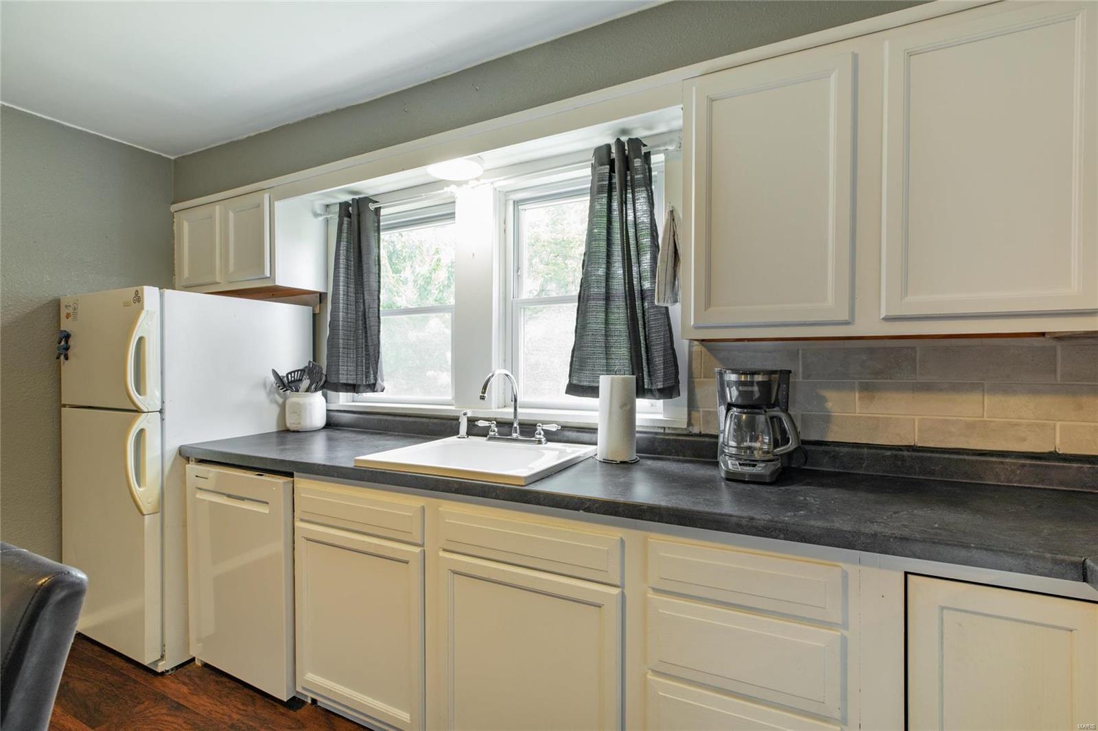 802 Randall Drive Brighton, IL 62012 - Photo 11 of 28