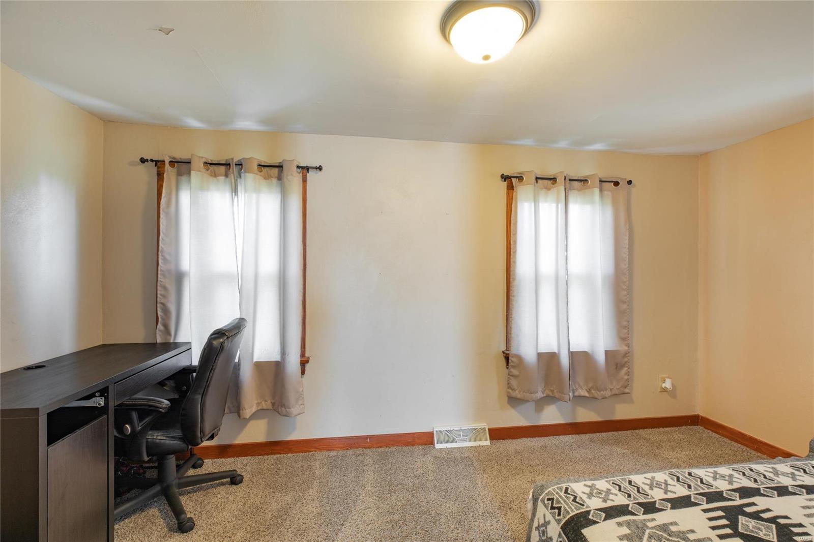 802 Randall Drive Brighton, IL 62012 - Photo 17 of 28